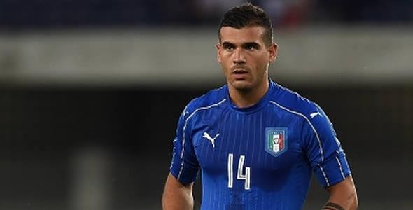 尼背负着 尼背负着