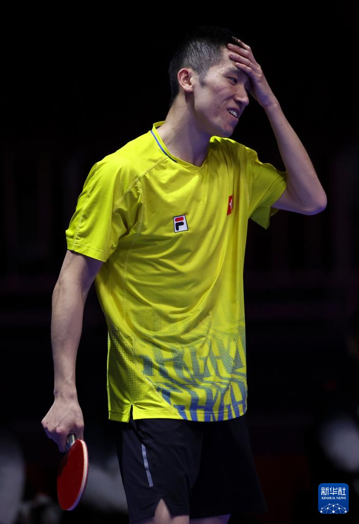 她多次尝试 她多次尝试