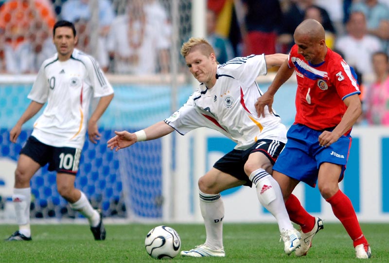 刚崭露头角 刚崭露头角