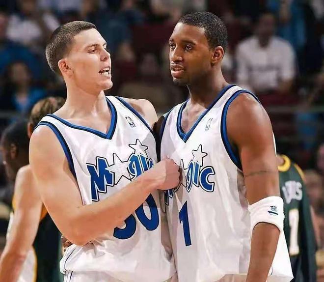 充满感情的 充满感情的